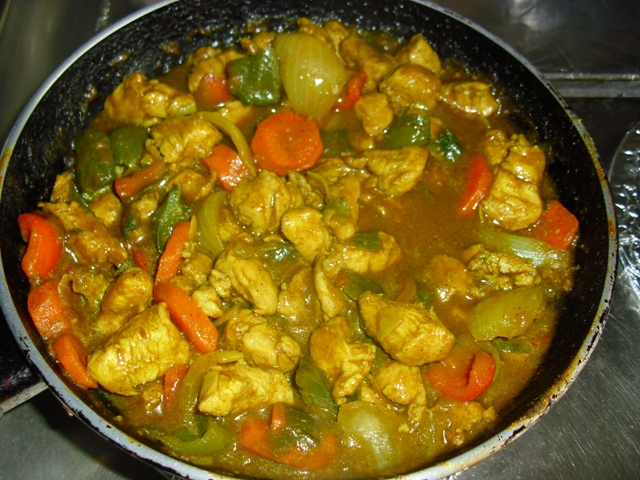 Pollo curry estilo chino